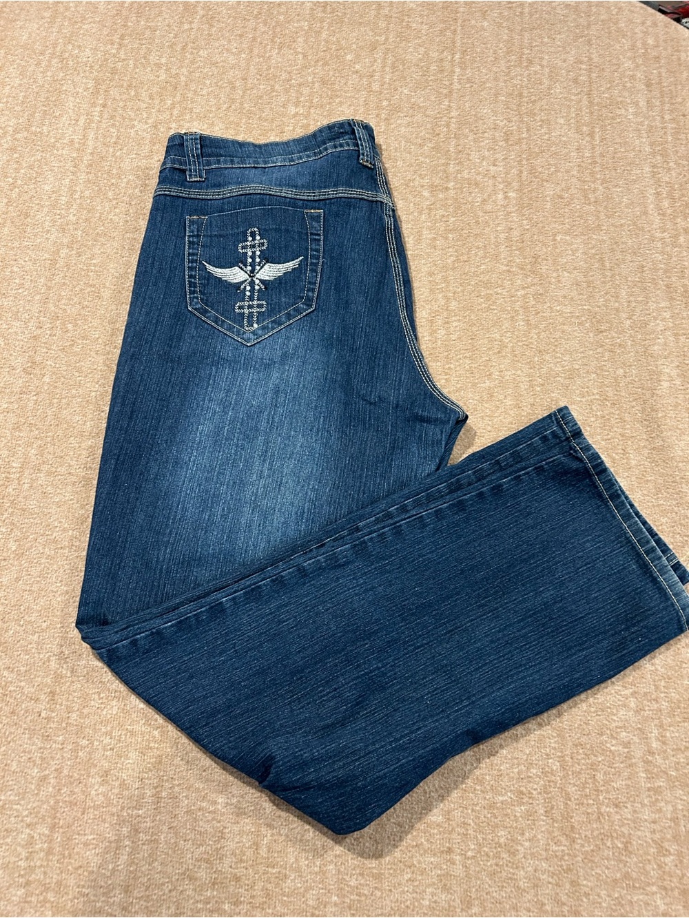 U-51 Dark Wash Embroidered Pocket Jeans Size 16